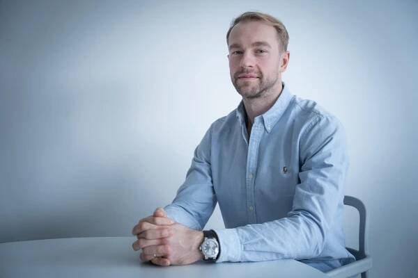 Tomáš Marcinko: Byť otcom je pre mňa vrchol. Nie je to samozrejmosť, aj my sme mali problémy — Denník N