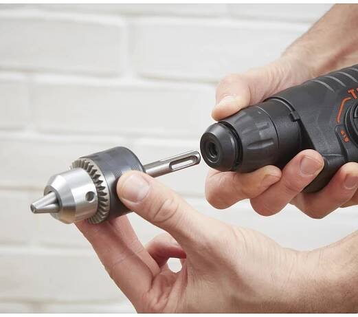 Black+Decker Kombinované kladivo BEHS01-QS, SDS-plus, 650W