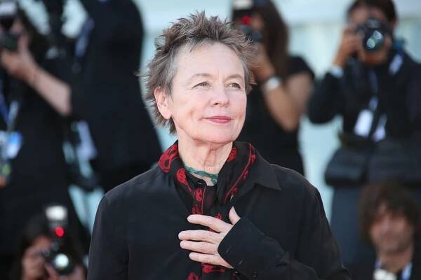 Laurie Anderson: Treba vedieť precítiť smútok tak, aby ste neboli smutní