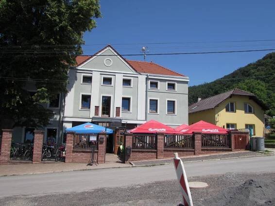 Fotografie - Týn nad Bečvou - penzion,restaurace Pod hradem - 05.06.2022