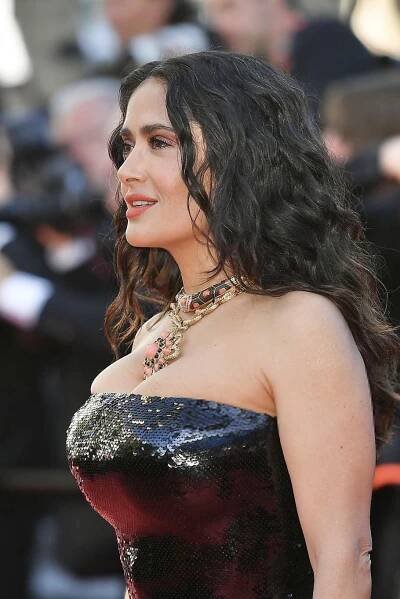 Salma Hayek - Hair, Joint, Smile, Hairstyle, Shoulder, Fa...