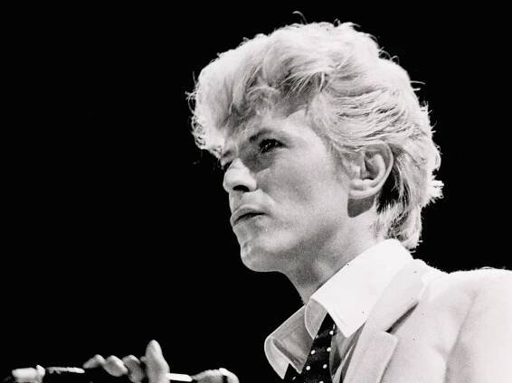 A Portrait of David Bowie as an Alienated Artist