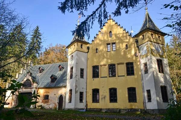 Fotografie - Berchenbogen -lovecký zámeček s konírnou a seníkem - 03.11.2024