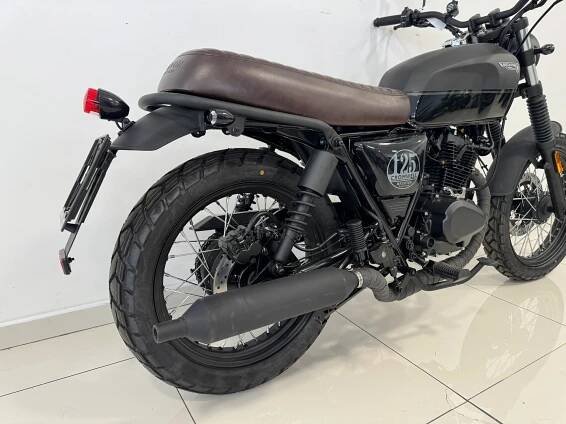 BRIXTON Cromwell 125 – Moto ŠIKULE