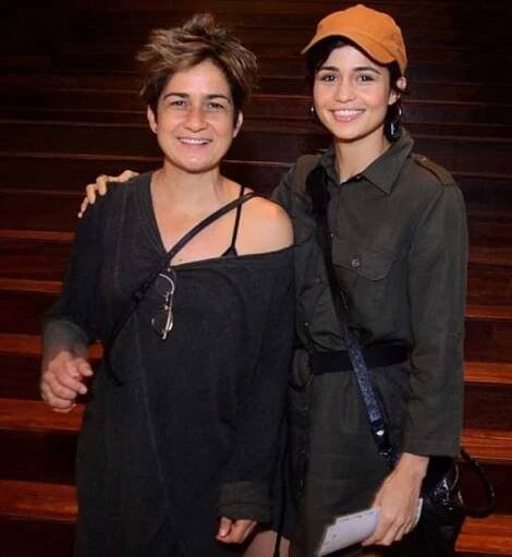 Nanda Costa with Lan Lan Photo