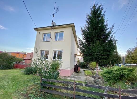 Výběrové řízení na prodej rodinného domu Letiště: Otrokovice