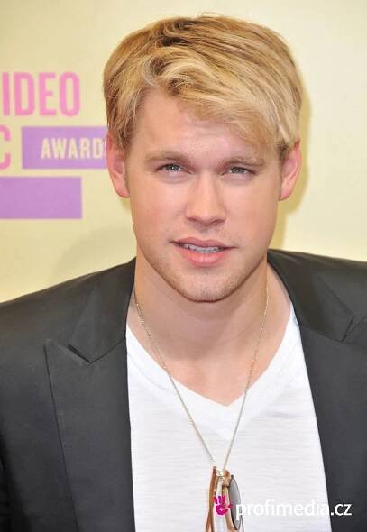 Chord Overstreet - celebrity účes - HappyHair