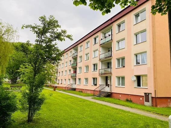 Byt 3+1 s lodžií a komorou, 61m2, ul. Hroznatova – Mariánské Lázně | Révay Reality