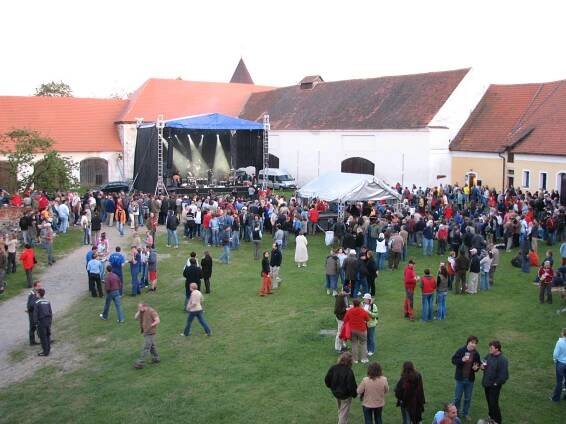 Kulturní akce na hradě - ukázky z posledních let - Švihov