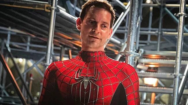 Avengers 5: Nové fotky zábavně lákají na návrat Kapitána Ameriky a původního Spider-Mana