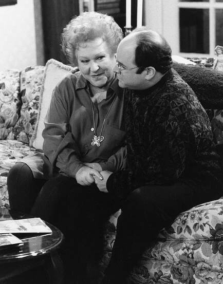 Estelle Harris, George’s Mother on ‘Seinfeld,’ Dies at 93