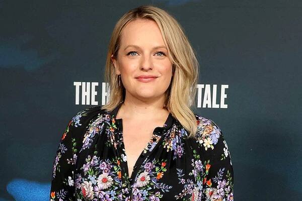 Elisabeth Moss reveals she's pregnant with her first child