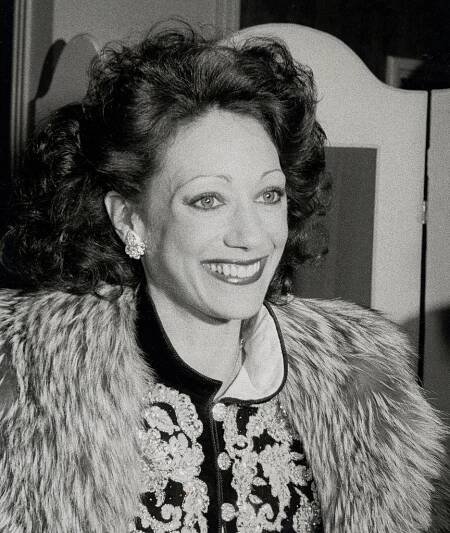 Marisa Berenson during March Of Dime Dinner at Beverly Hilton Hotel at Beverly Hilton Hotel in Beverly Hills.