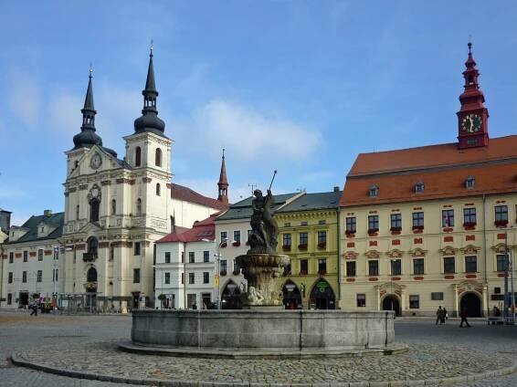 Osobní přeprava Jihlava. Nejlepší ceny a spolehlivost.