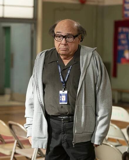 Danny DeVito - Základka Willarda Abbotta - Dobrovolníci - Z filmu