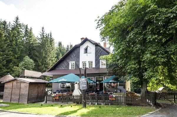 Hotýlek na Mýtě - jarní pobyt na okraji Harrachova, Harrachov, Nový Svět, Hotýlek a Restaurace Na Mýtě