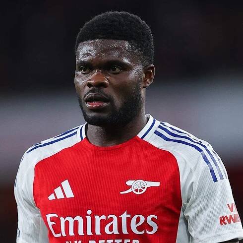 Atletico Madrid identify Arsenal midfielder as top transfer target