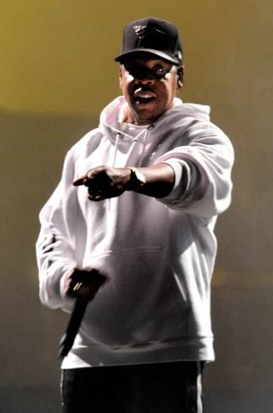  Jay Z paid tribute to the late Linkin Park singer Chester Bennington at V Festival this weekend