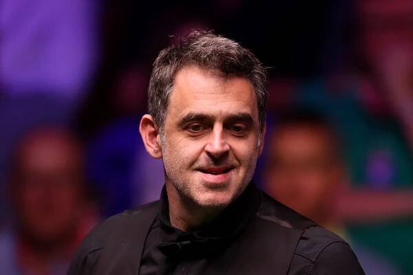 Ronnie O'Sullivan says three rival players are 'level above everyone'