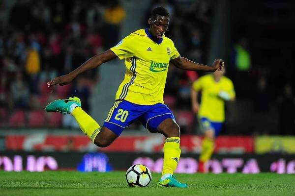 Fotbalové utkání HET ligy mezi celky AC Sparta Praha a FC Fastav Zlín 4. května v Praze. Jonathan Kabasele Bijimine.