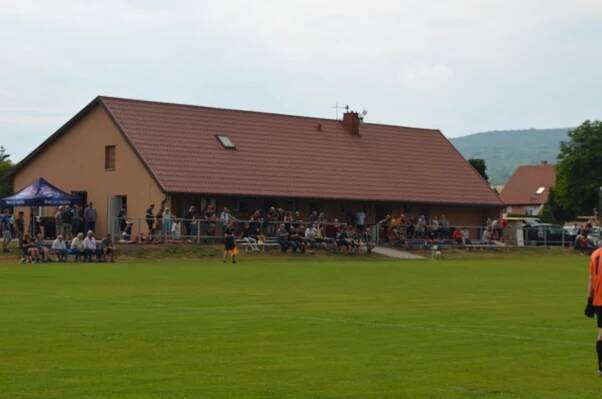FOTO: Fotbal baví obyvatele Čížkovic už 90 let aneb ohlédnutí za oslavami