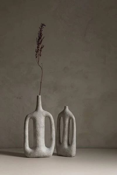 New Minimalist Sculptural Ceramic Home Accessories from Viv Lee