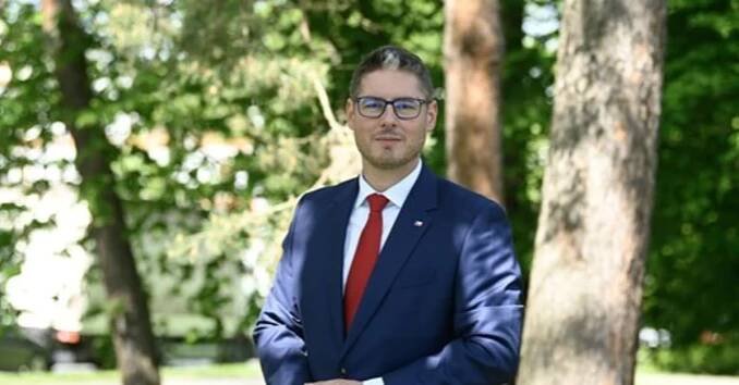 Hlaváček z ANO se vzdal mandátu europoslance. Vysvětluje to osobními důvody. Nahradí ho Kubín