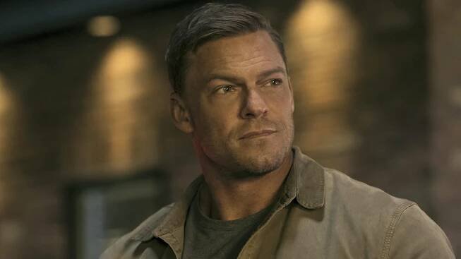 Alan Ritchson Archives - ComicBook.com