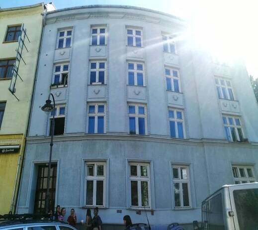 Ostravské Stolpersteiny - po stopách zmizelých sousedů | ZŠ Mitušova 16