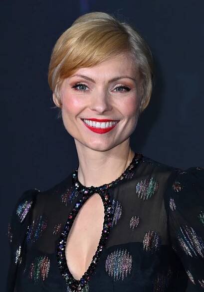 FOTO: MyAnna Buring. – stránka 9