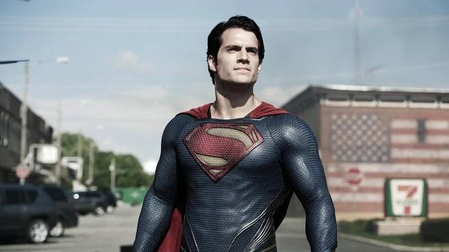 Žádný Muž z oceli ani lovec příšer. Henry Cavill oznámil fanouškům zdrcující zprávu
