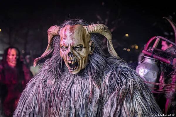 Krampusumzug in Sexten Südtirol osttirol-fotos.at