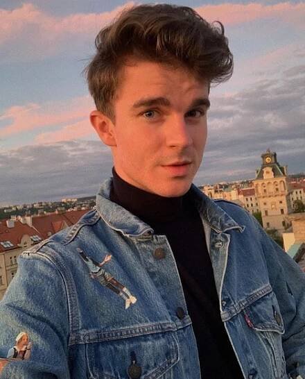 Youtuber Karel Kovář.