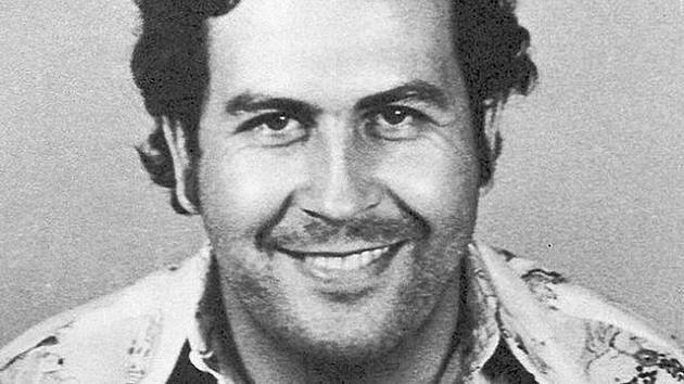 Pablo Escobar: Ještě dnes lidem nejen v Kolumbii tuhne v žilách krev při vyslovení jeho jména - Médium.cz