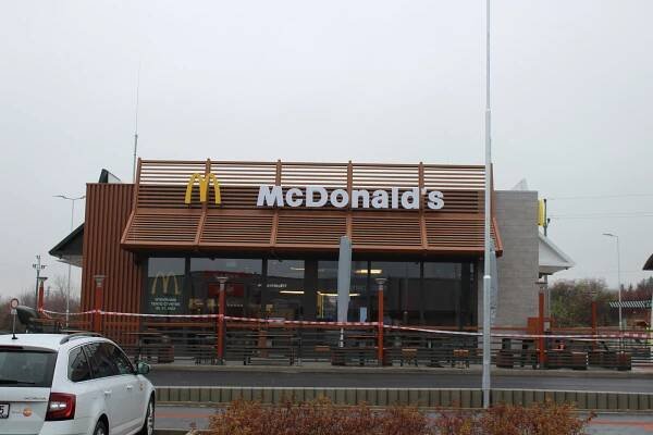 Kolínský McDonald’s ve čtvrtek otevírá. Pro prvního zákazníka má překvapení