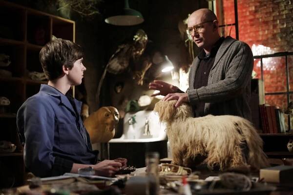 Bates Motel, Ian Hart, 'A Boy And His Dog', Season 1, Ep. #8, 05/06/2013, ©AETV