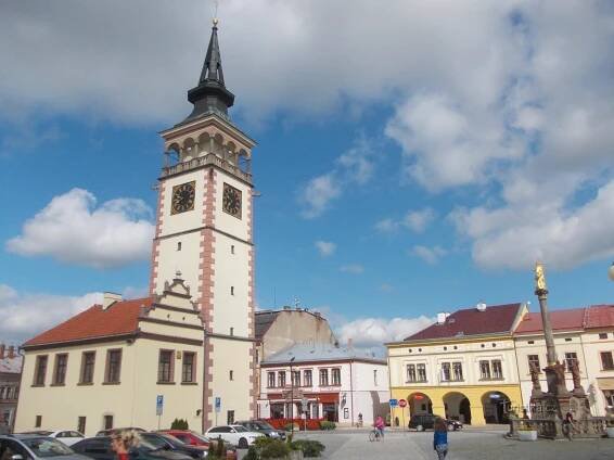 mesto Dobruška - námestie F.... - Náměstí