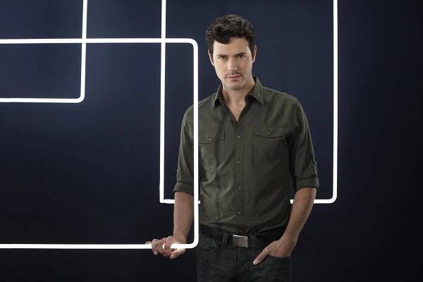 Brendan Hines - Anatomie lži - Promo