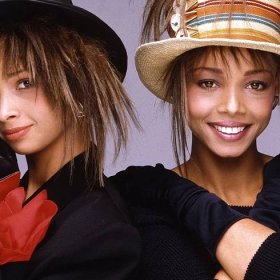‘It was our response to glamour photos of Mel resurfacing’: how we made Mel & Kim’s Respectable