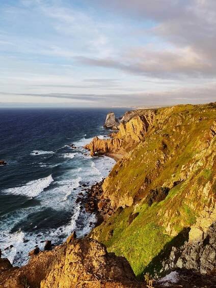 Free Explore the dramatic cliffs and ocean views at Cabo da Roca, Portugal's iconic coastal point. Stock Photo