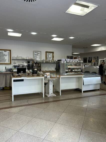 Caffe Sala Hubertus (Kavárna) • Mapy.com