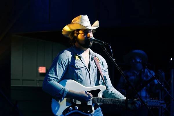Matthew Ryan Band - Video