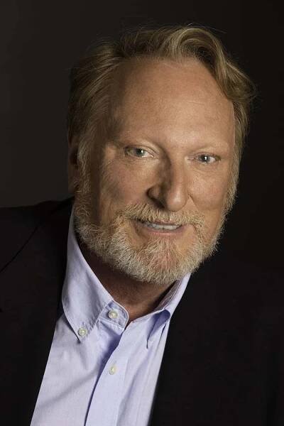 Jeffrey Jones – Wikipedie
