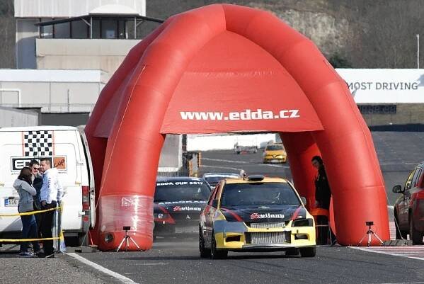 Edda Cup zamíří v říjnu na okruh v Mostě.