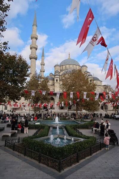 II. Turecko podzim a zima- Istanbul, Č. moře, Ankara, solná jezera, Ihlara, Kappadokie - Caravan24.cz