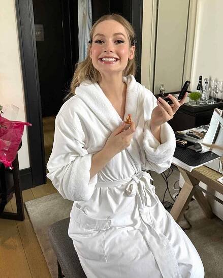 Hannah Dodd Getting Her Makeup Done