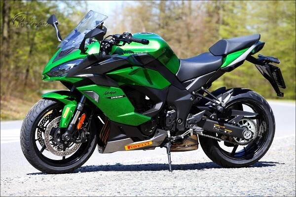 Kawasaki Ninja 1000SX: Pendolino čtvrté generace | Motorkáři.cz