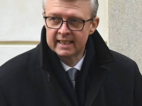 Karel Havlíček - Médium.cz