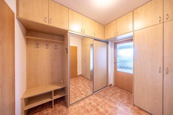 Pronájem bytu 2kk, Praha 13 Stodůlky - RealityRekl | Uvažujete o prodeji/pronájmu Vaší nemovitosti? Chcete znát její tržní