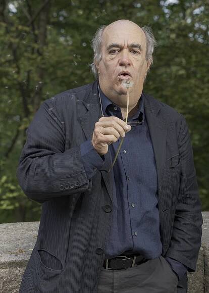 Colm Tóibín Knows What Moves the Heart